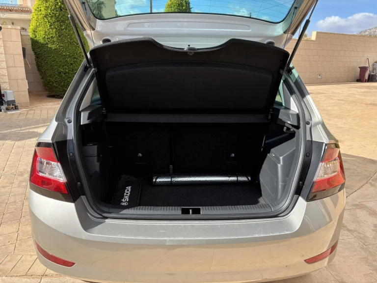 Skoda Fabia trunk space